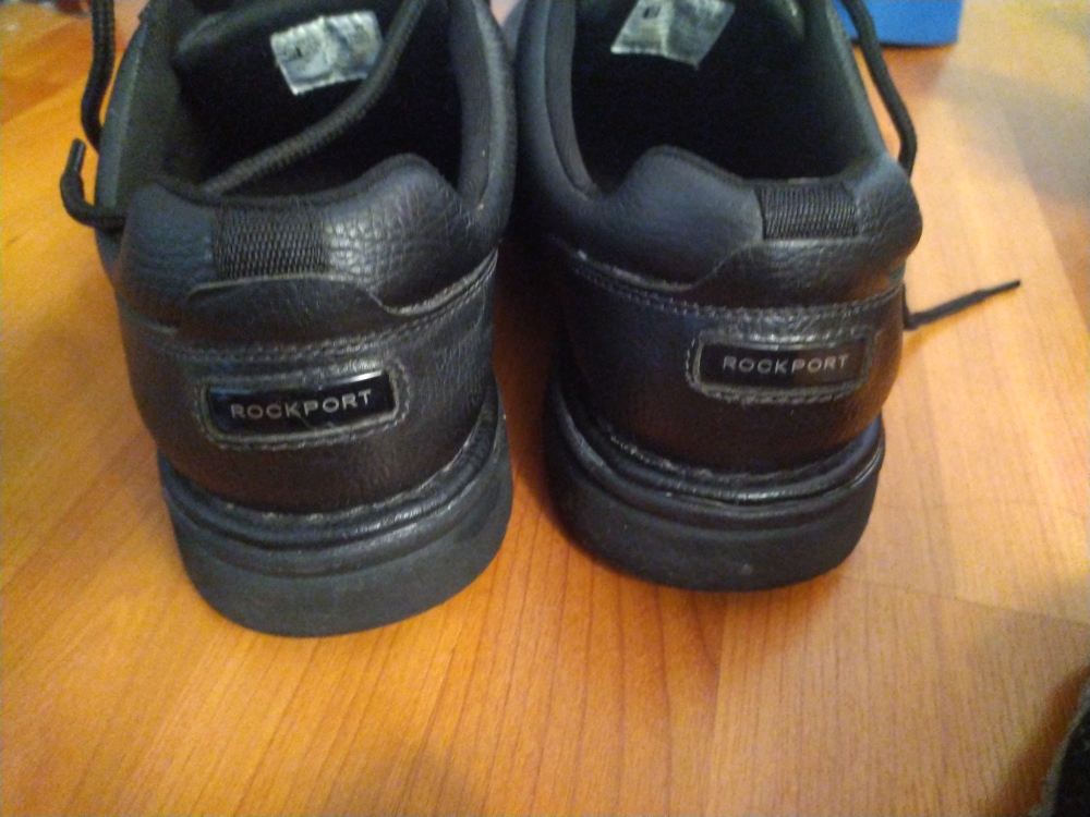 Rockport leather dress/work moc shoe size 11 W image indicator(4)