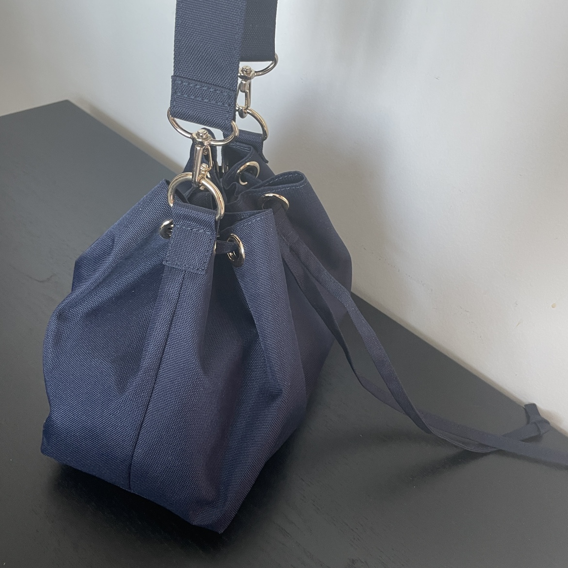 Eco-friendly fabric bucket bag made of recycled plastic image indicator(4)