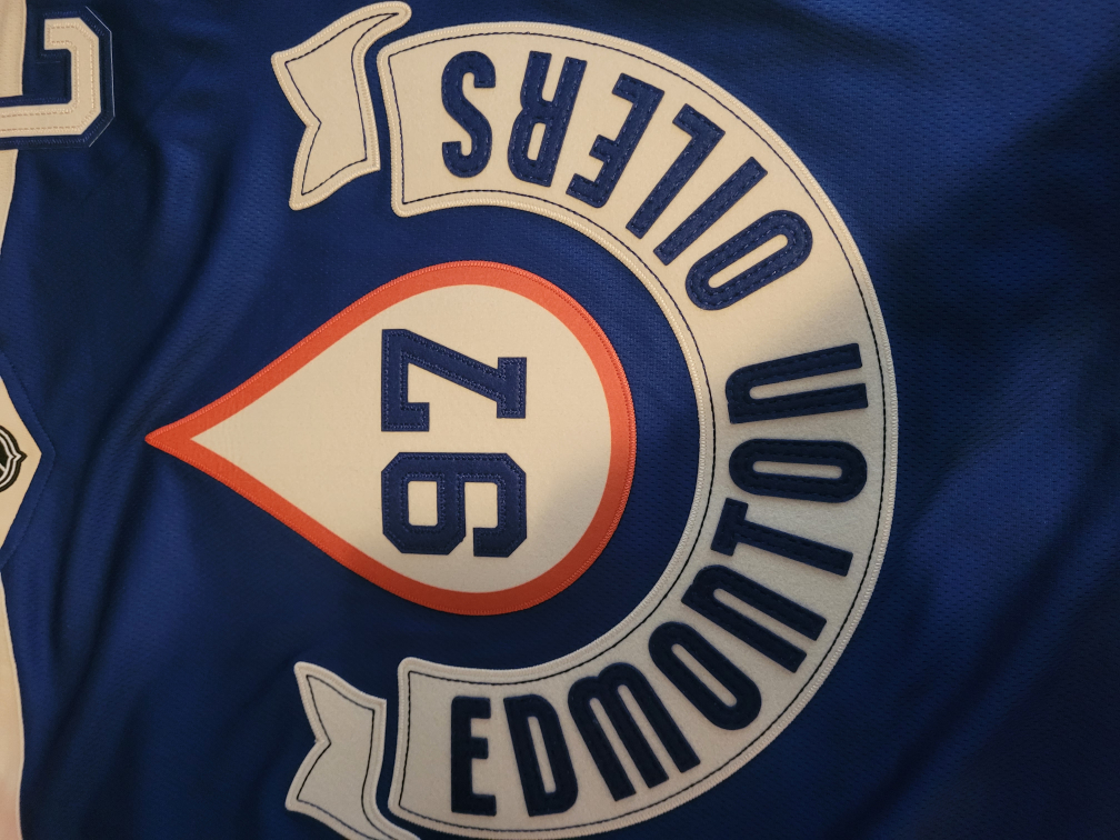 Oilers McDavid Heritage Classic Jersey - photo 5