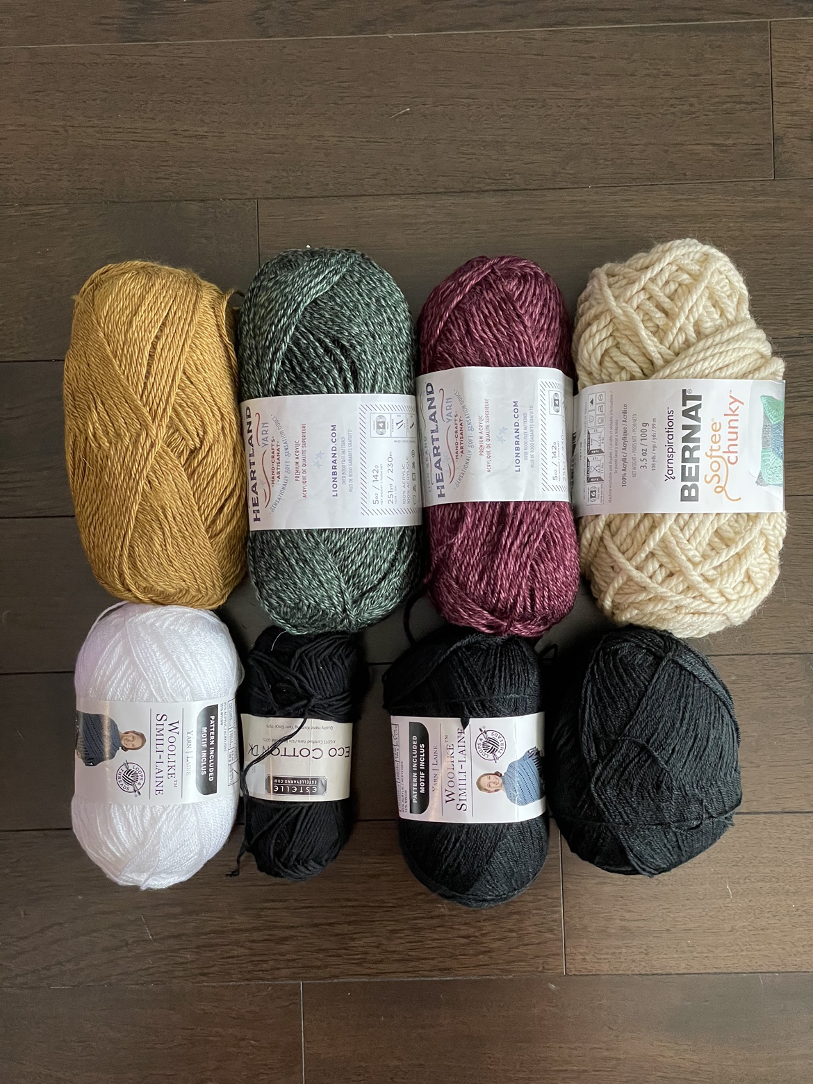 Yarn Bundle, Variety of Acrylic yarn + 1 Cotton thumbnail