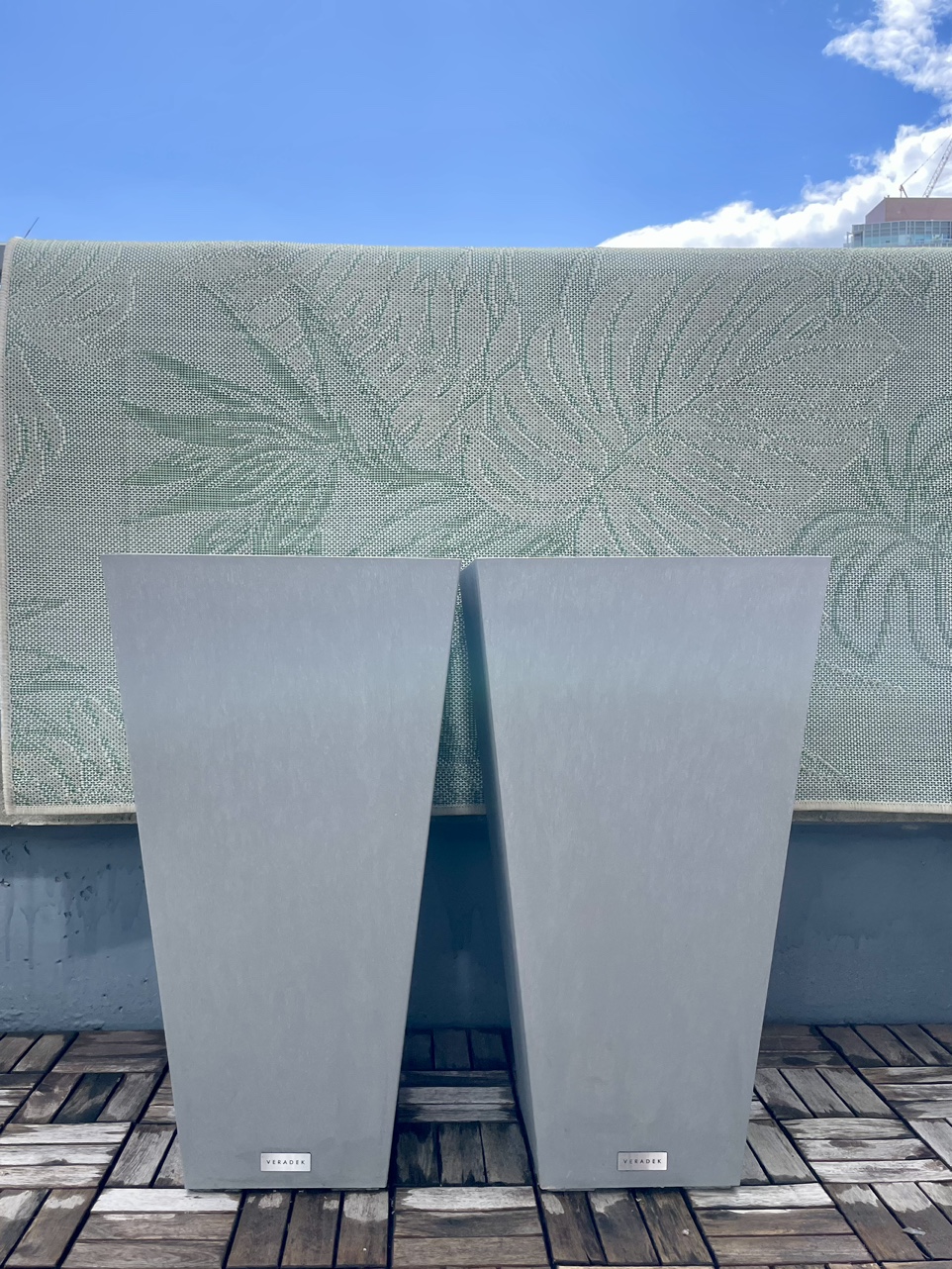 Veradek V-Resin Indoor/Outdoor Taper Planter, (26 inch, Grey) - photo 2