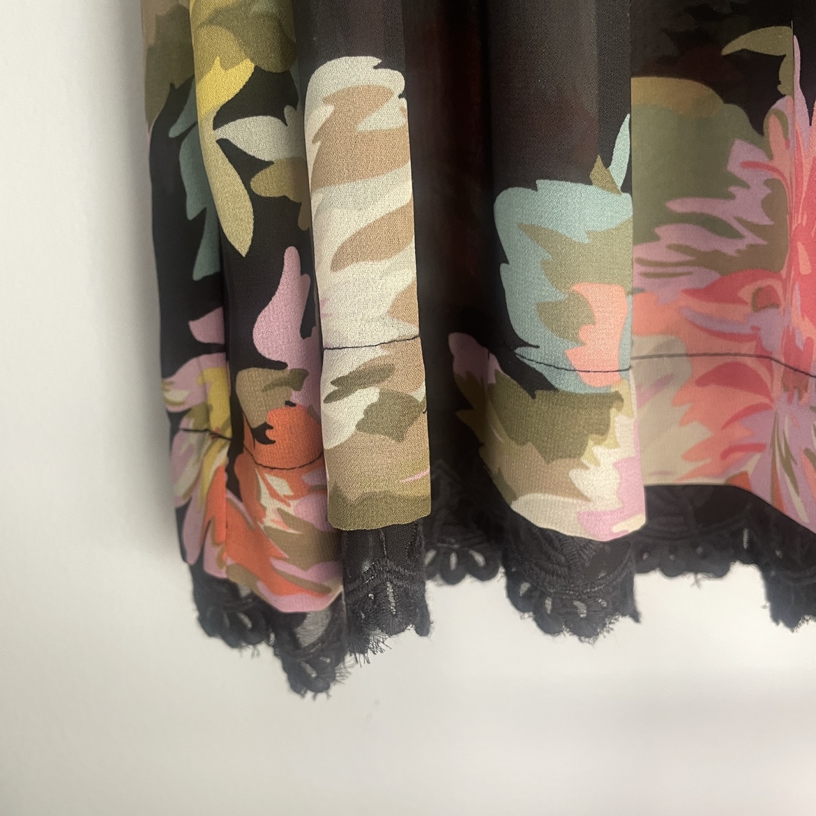 Anthropologie Maeve Black Floral Violetta Dress Size Medium image indicator(6)