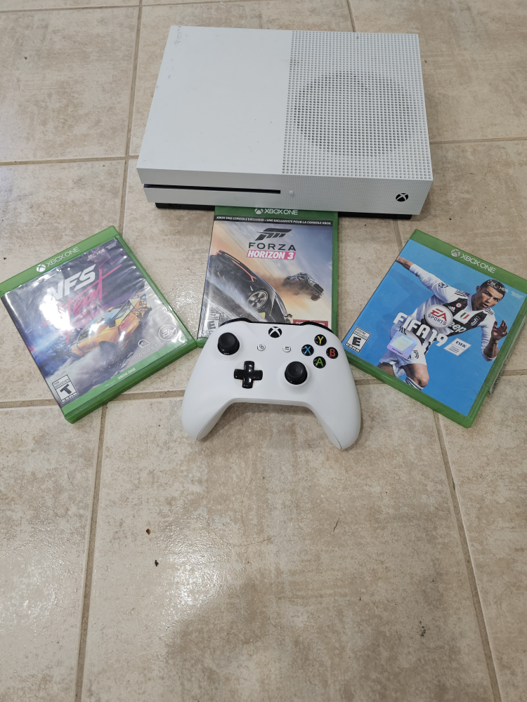 Xbox One S, 1TB with 3 free games! - photo 4