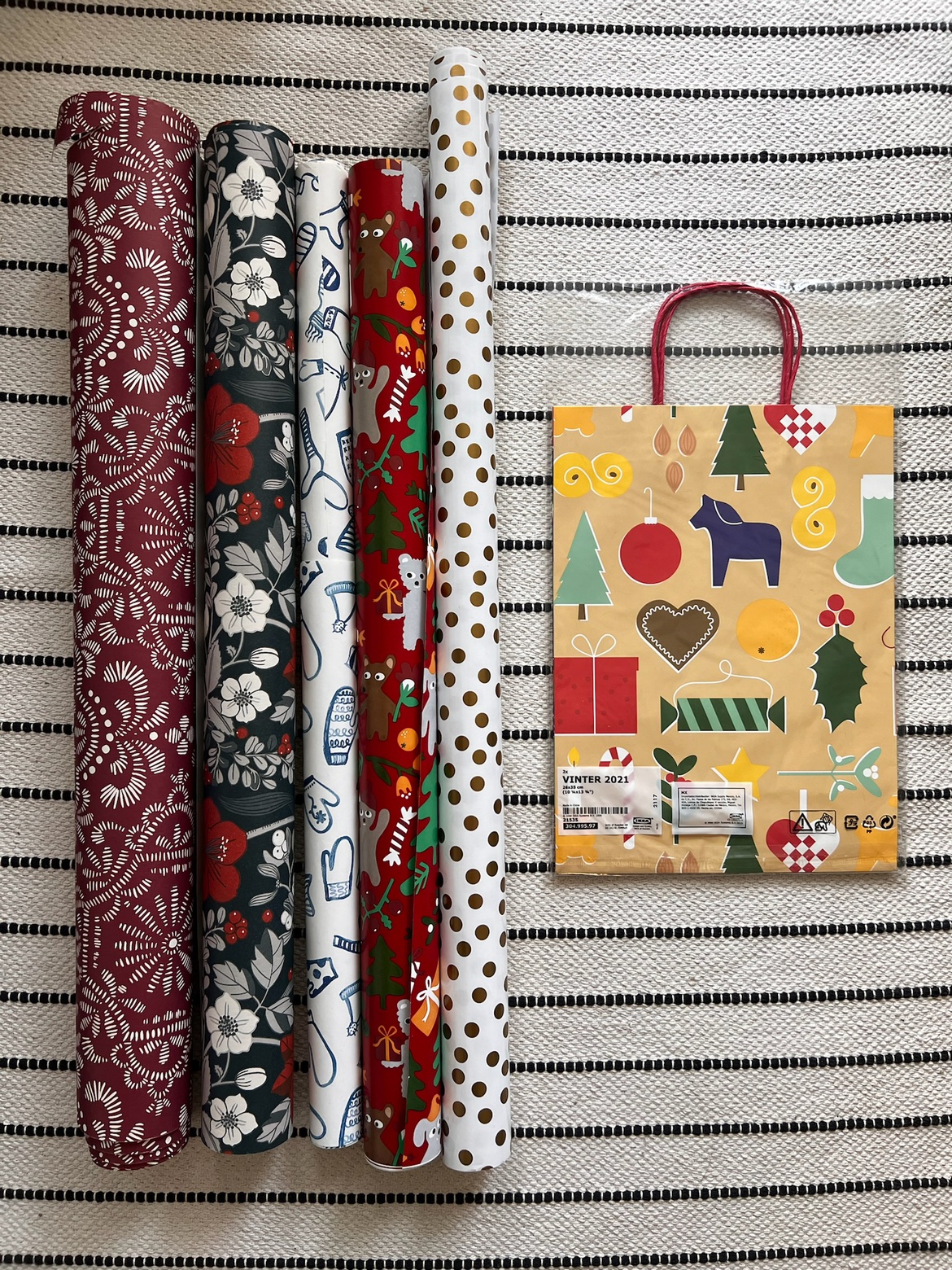 Large bundle of party and seasonal items image indicator(7)