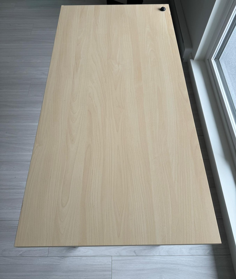 IKEA - Spacious Table - photo 2