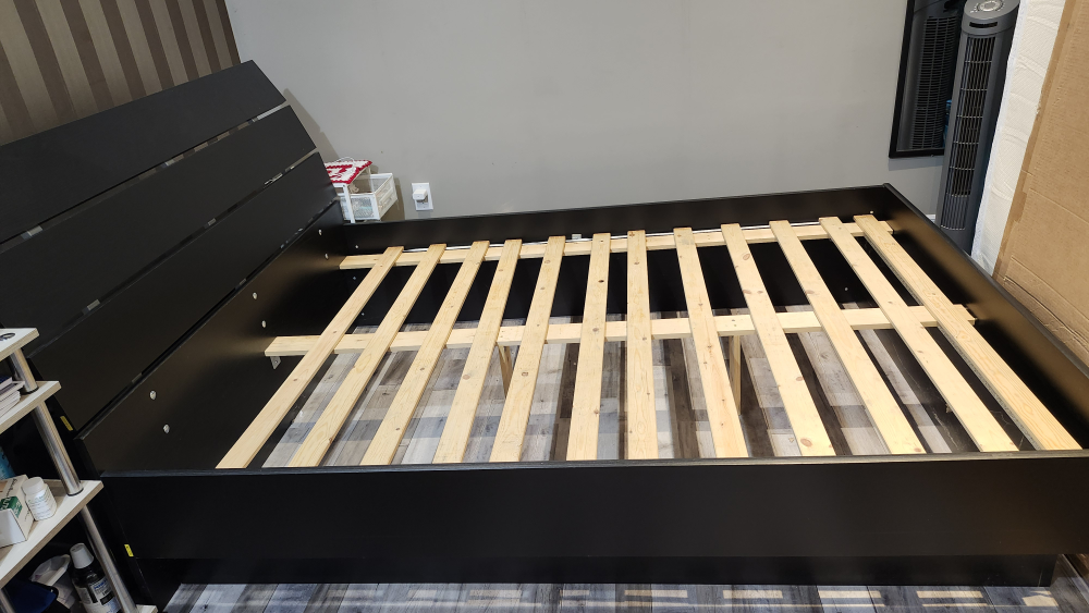 Bed and mattress