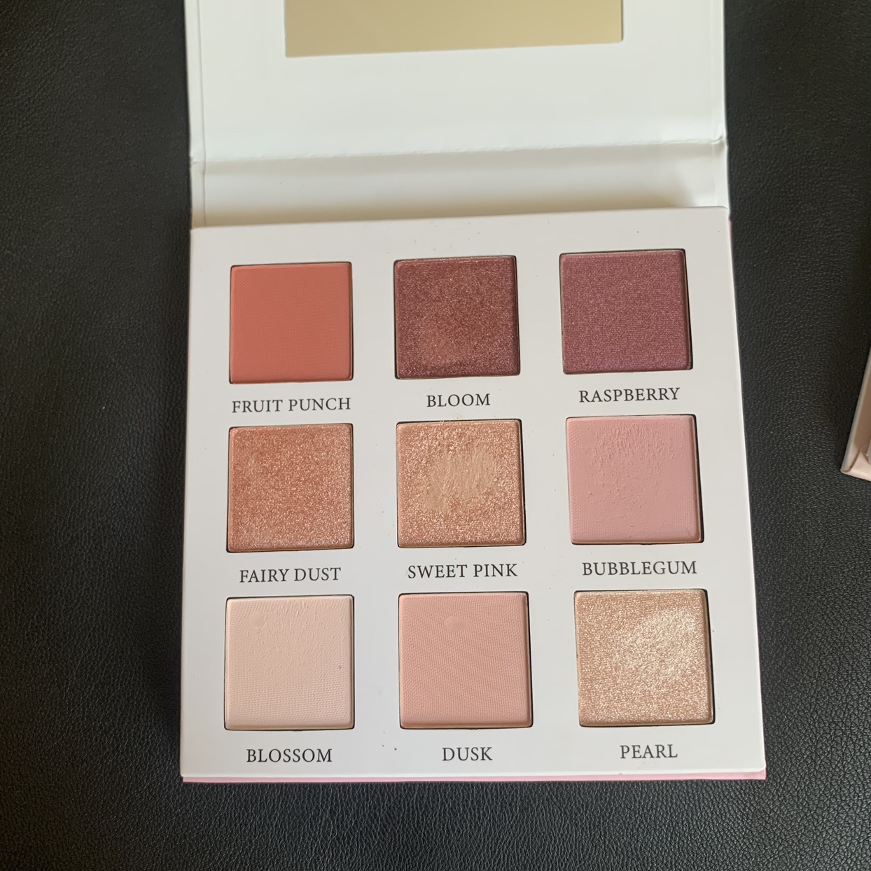 London Eye Candy Eyeshadow Palettes image indicator(3)