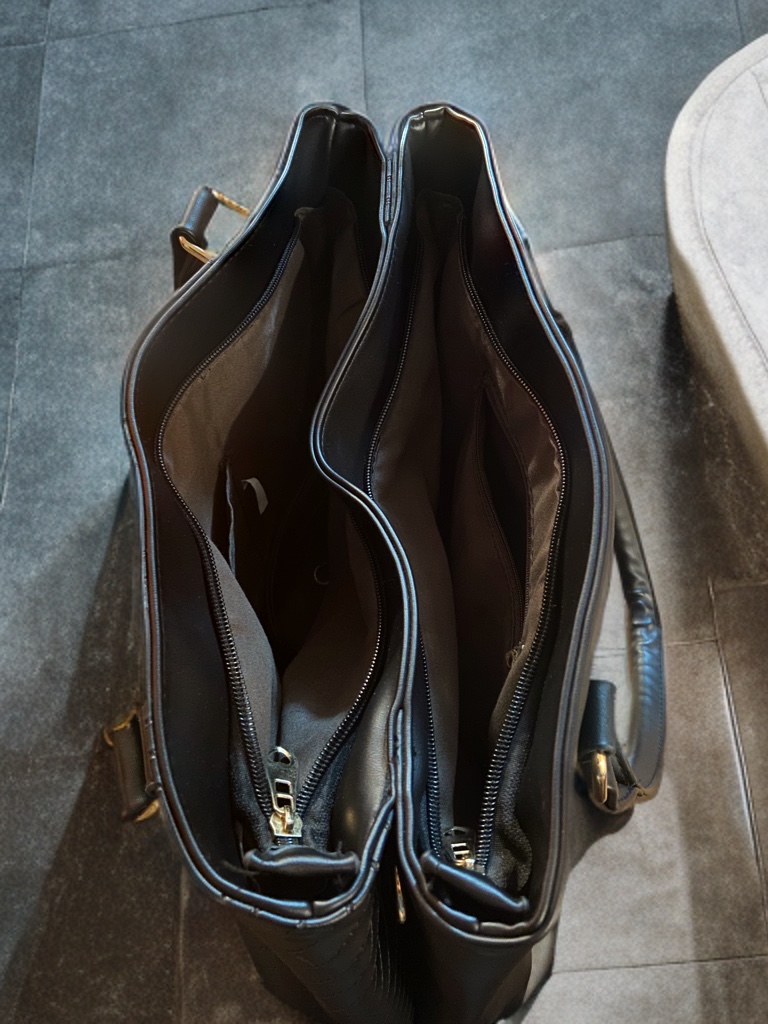 Simple Black Bag - photo 4