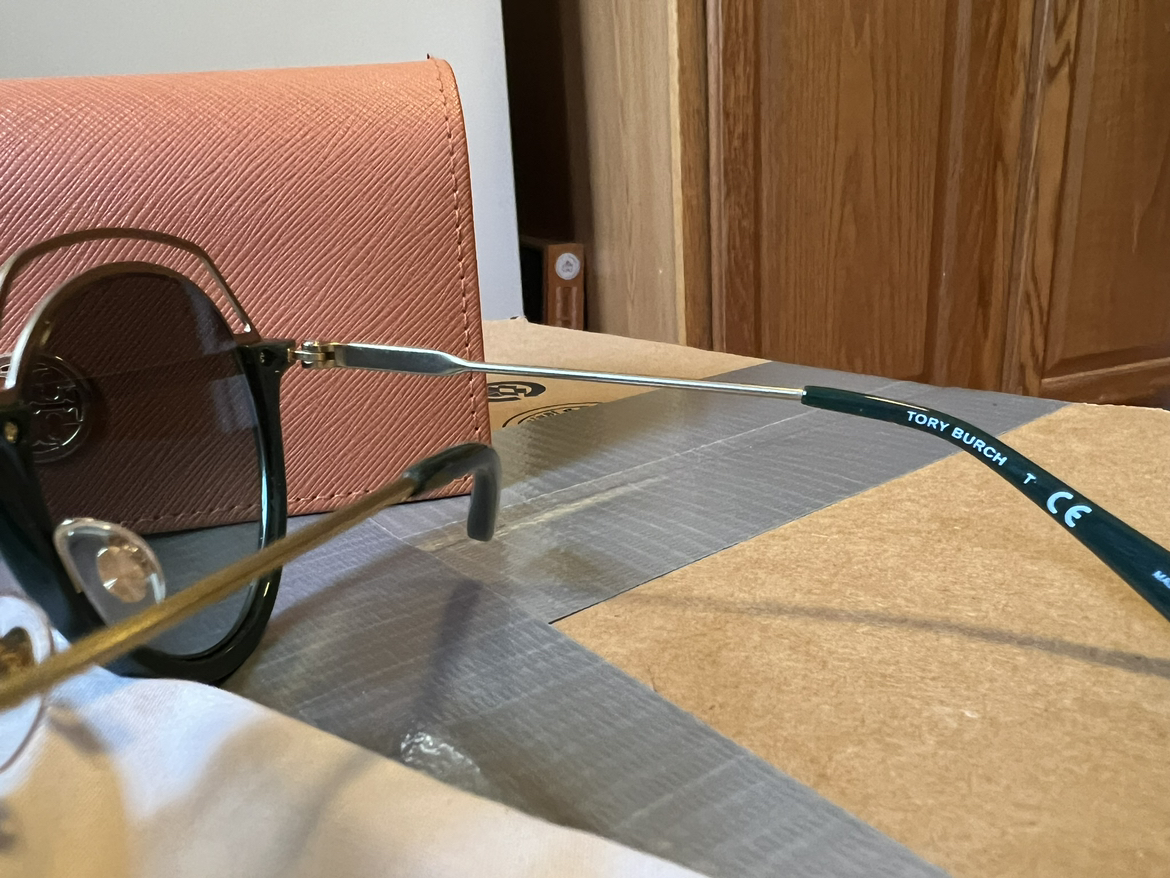 Tory Burch Sunglasses - photo 3