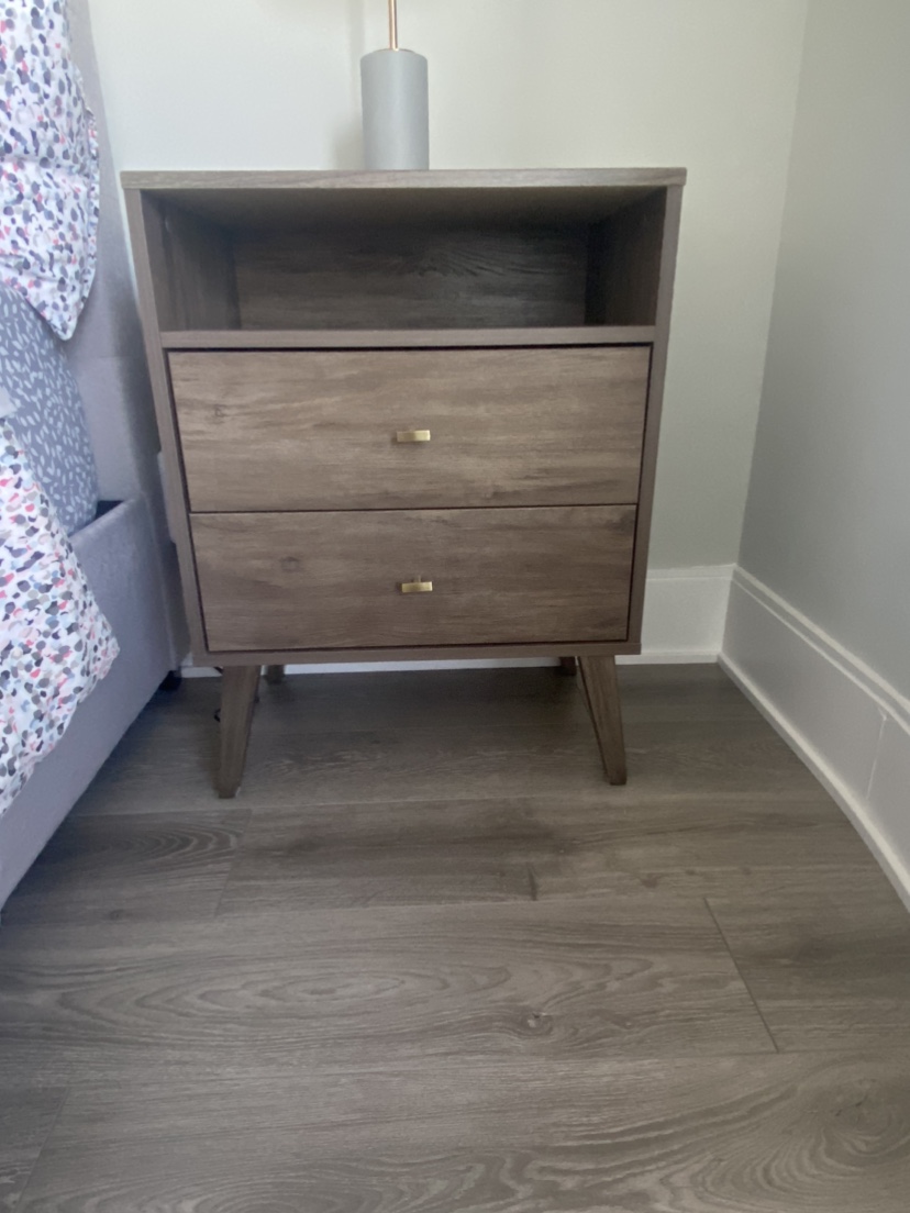 Nightstand (1)