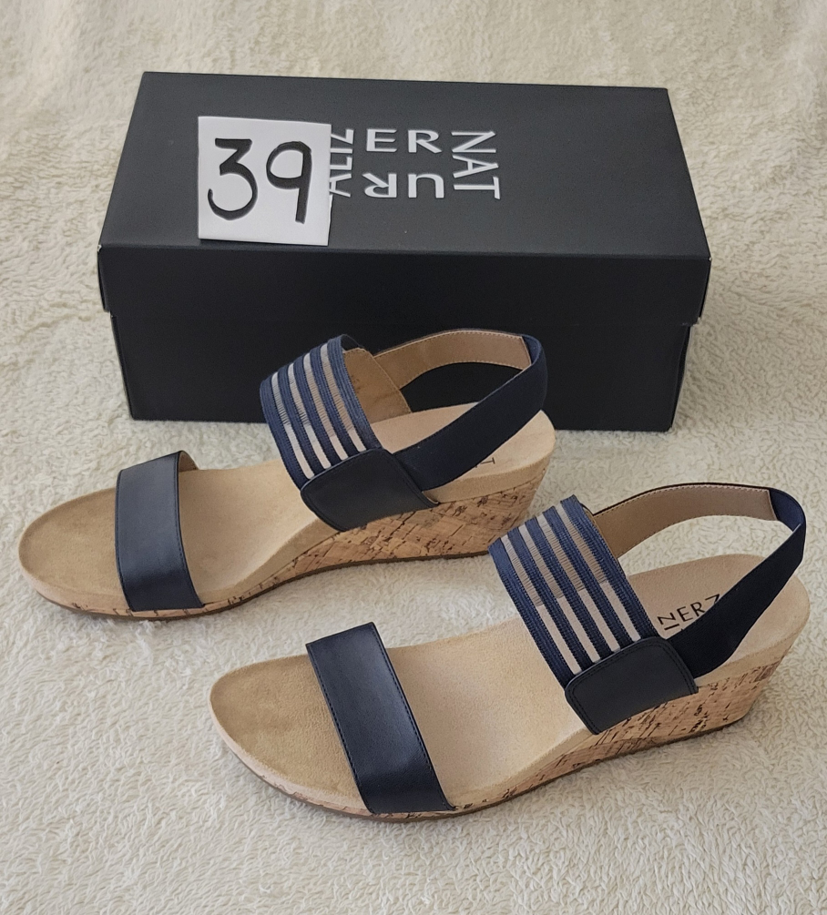 Naturalizer Women's Comfortable Sandals image indicator(3)