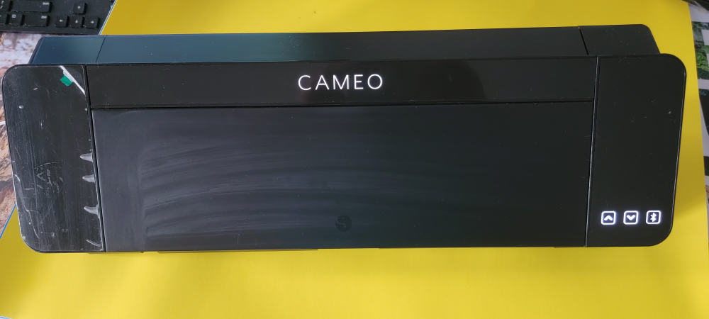 Selling My Silhouette Cameo 4 Cutting Machine