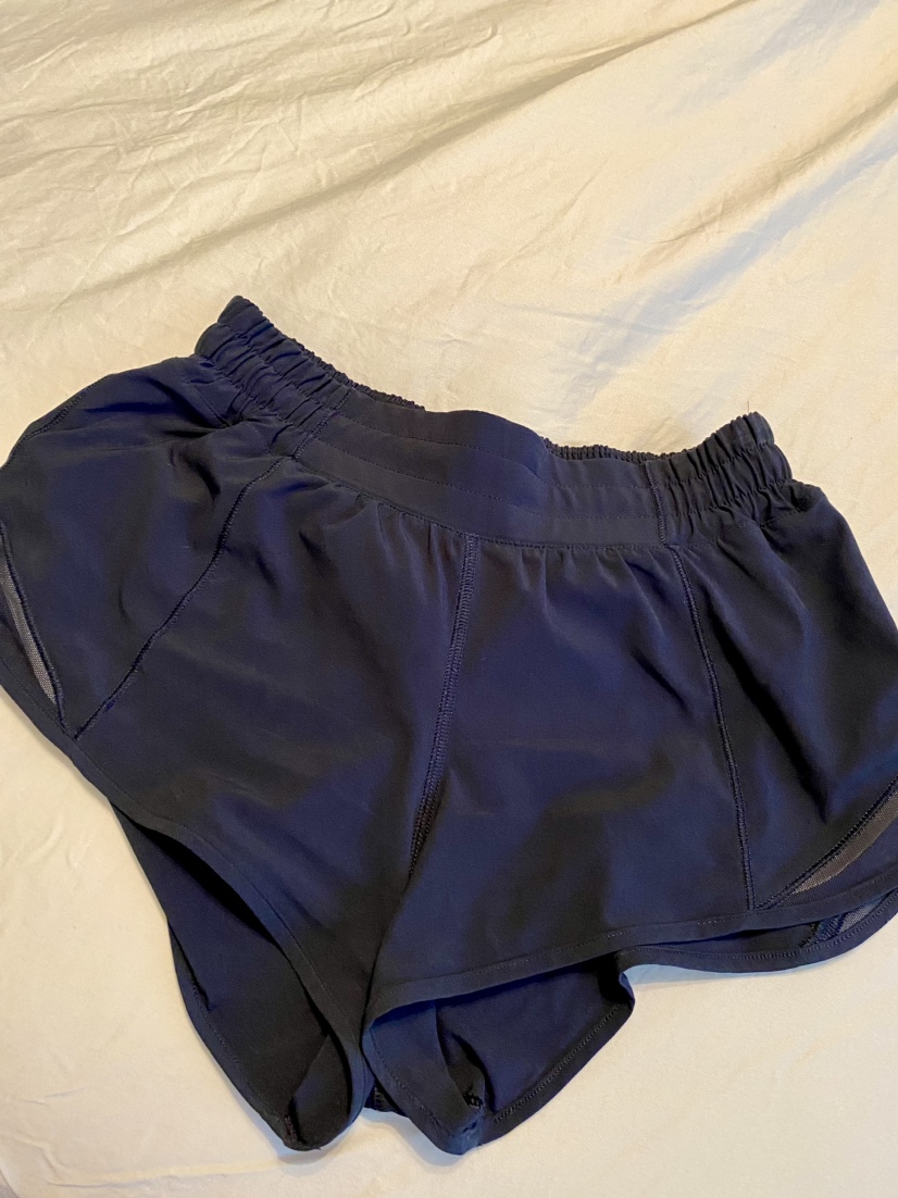 Lululemon shorts image indicator(2)
