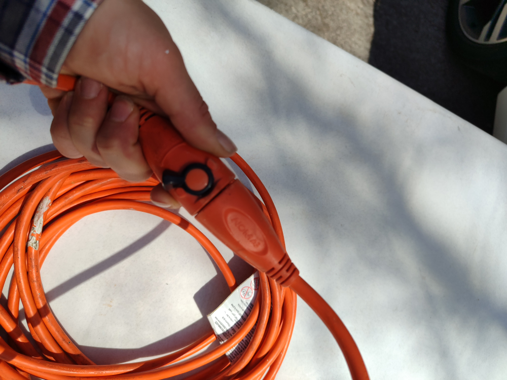 Outdoor locking extension cord 32'9" (10m), 125 v, 1625w - photo 4