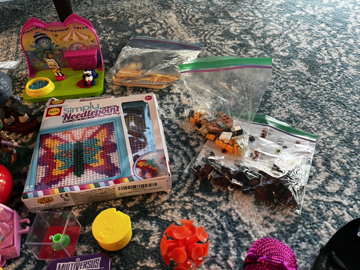 Random toys - photo 5