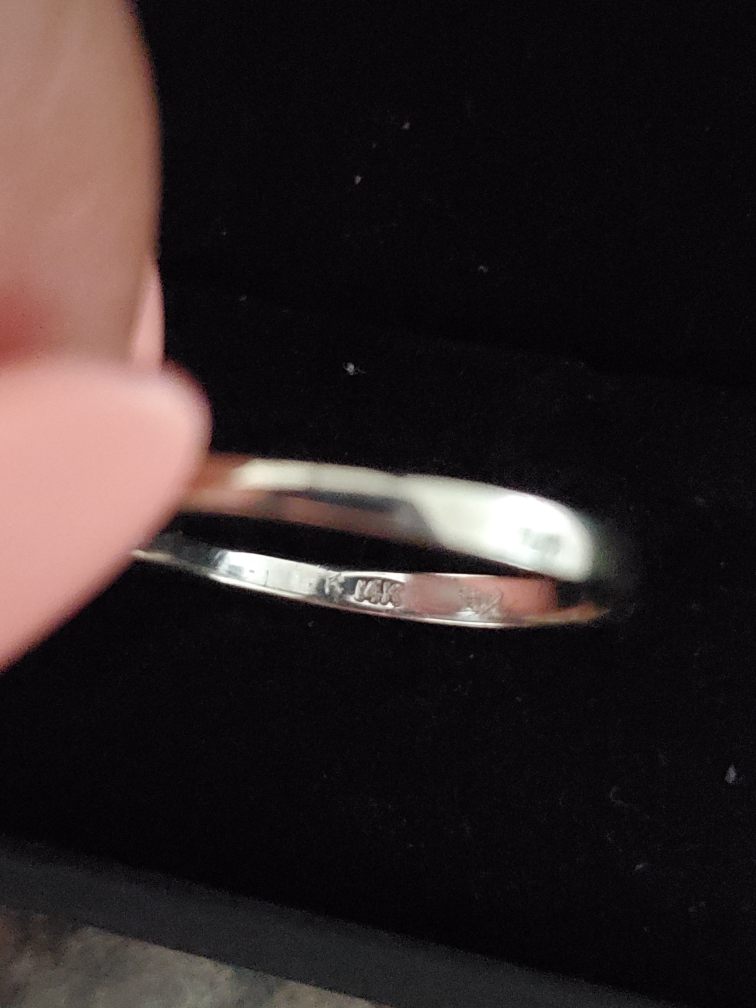 Diamond Engagement Ring image indicator(3)