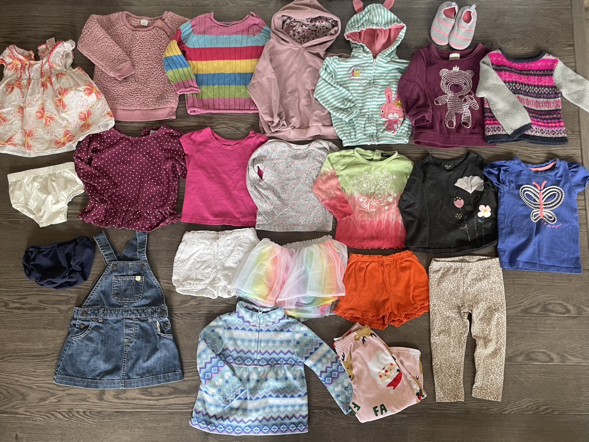 24 Month Clothing Lot (23 items) thumbnail