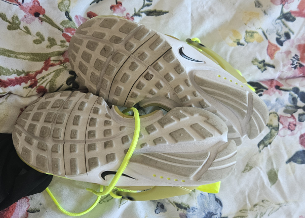 #FREECYCLE Little kids Nike sneakers image indicator(3)