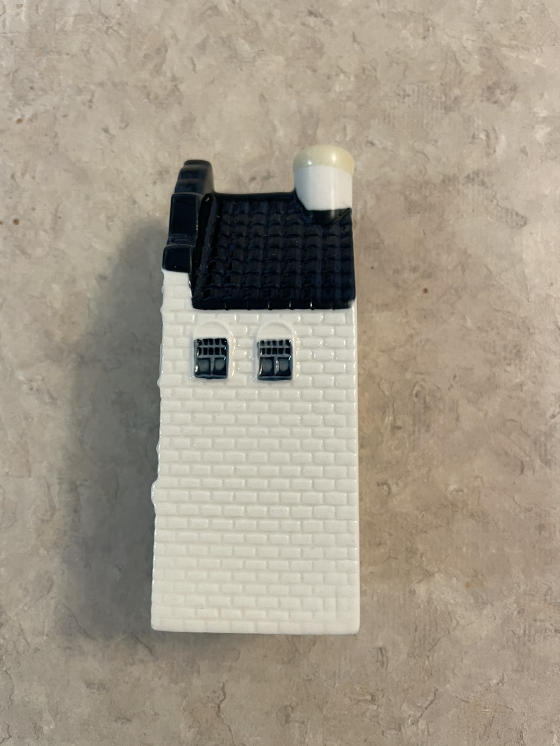 KLM miniature house - photo 5