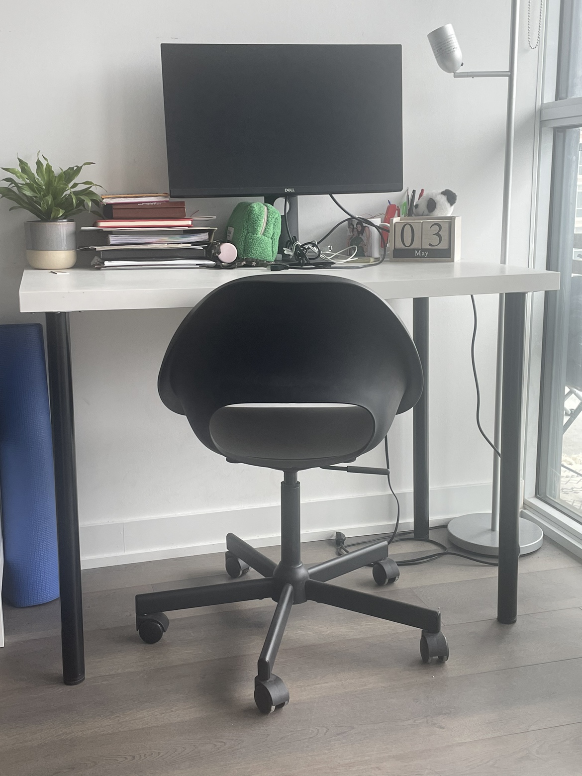 Office Desk thumbnail