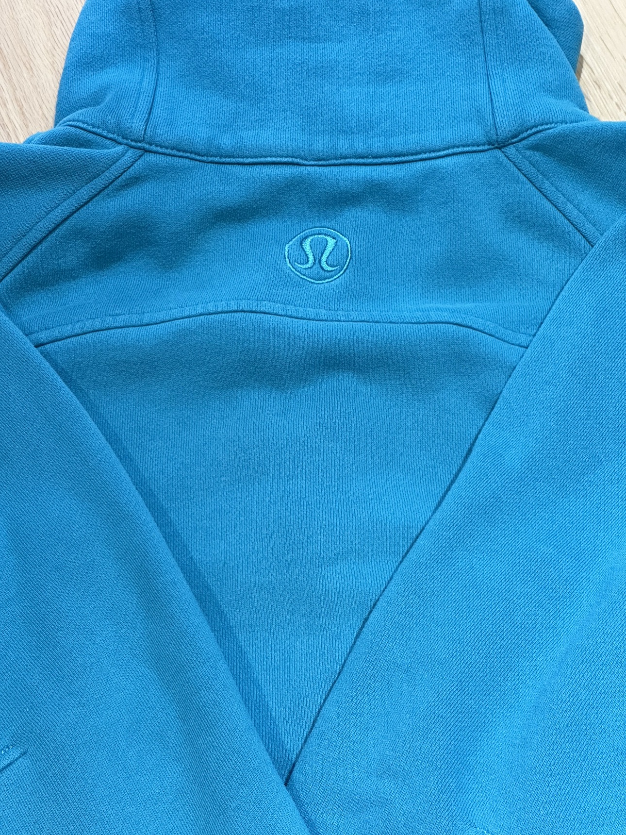 Lululemon 1/2 zip funnel neck suba hoodie