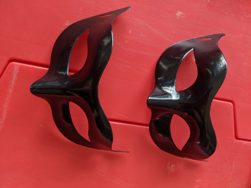 Black masquerade masks 🎭 Moving Sale!