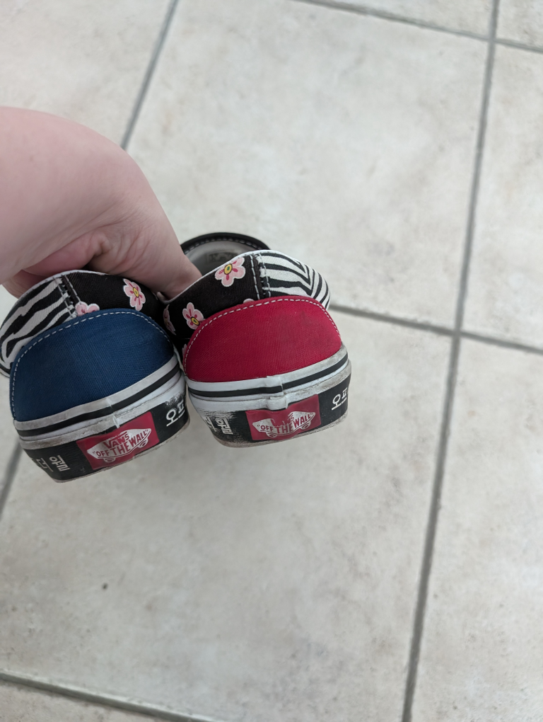 Vans shoes Womens size 7 - Buy dress and get them for $8 image indicator(4)