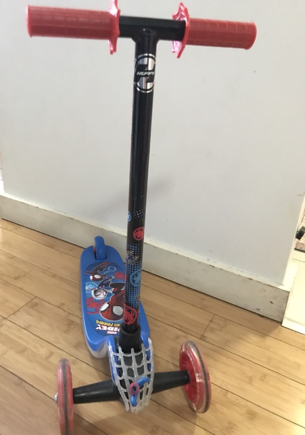 #freecycle spidey scooter - photo 2