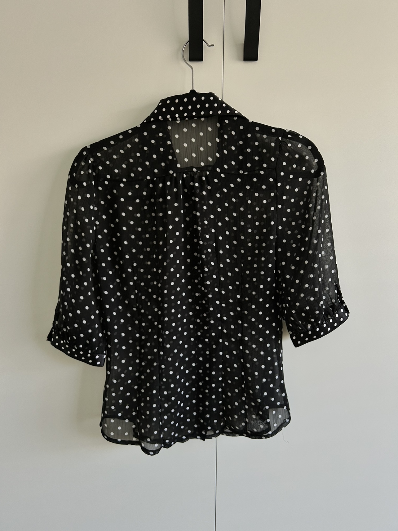 Polka dot dress shirt image indicator(2)