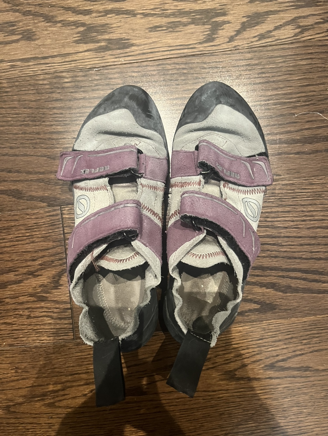 Scarpa climbing shoes 7 or 7.5 image indicator(3)