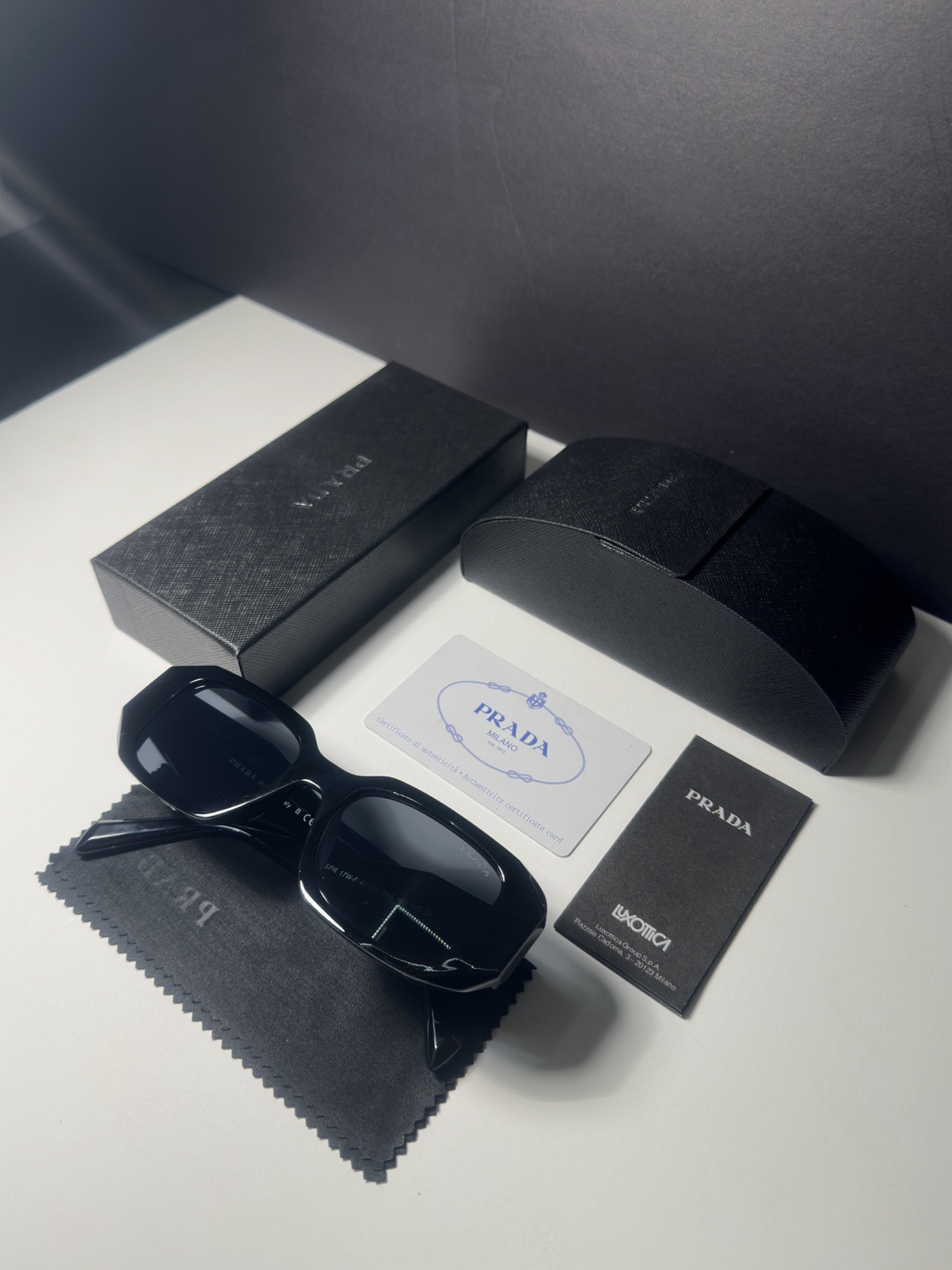 Prada Sunglasses - photo 3