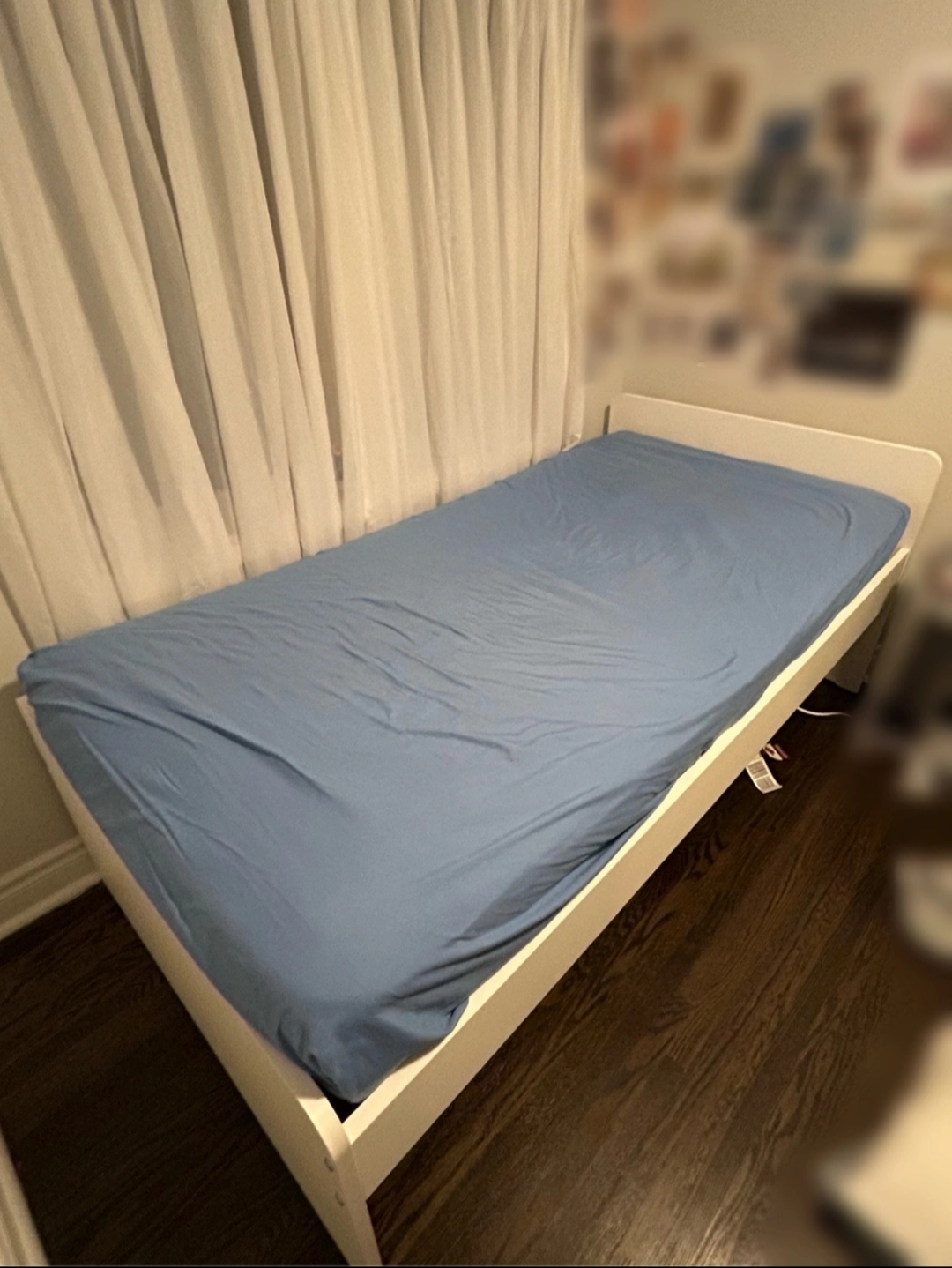 [MOVING SALE] Ikea twin bed frame and mattress - photo 2