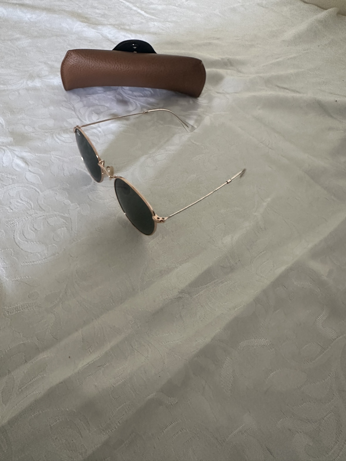 Used Ray Ban Sunglasses Unisex Rose Gold - photo 3