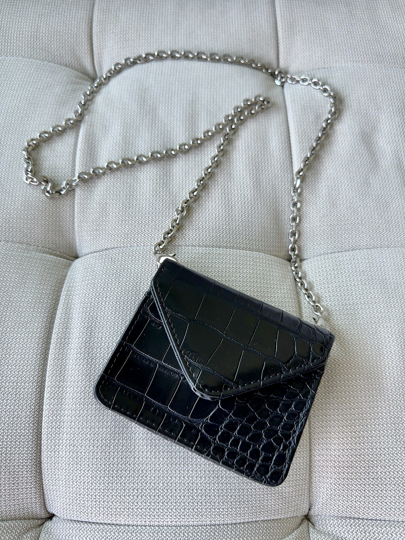 Unban Outfitters Chain Wallet / Card Holder