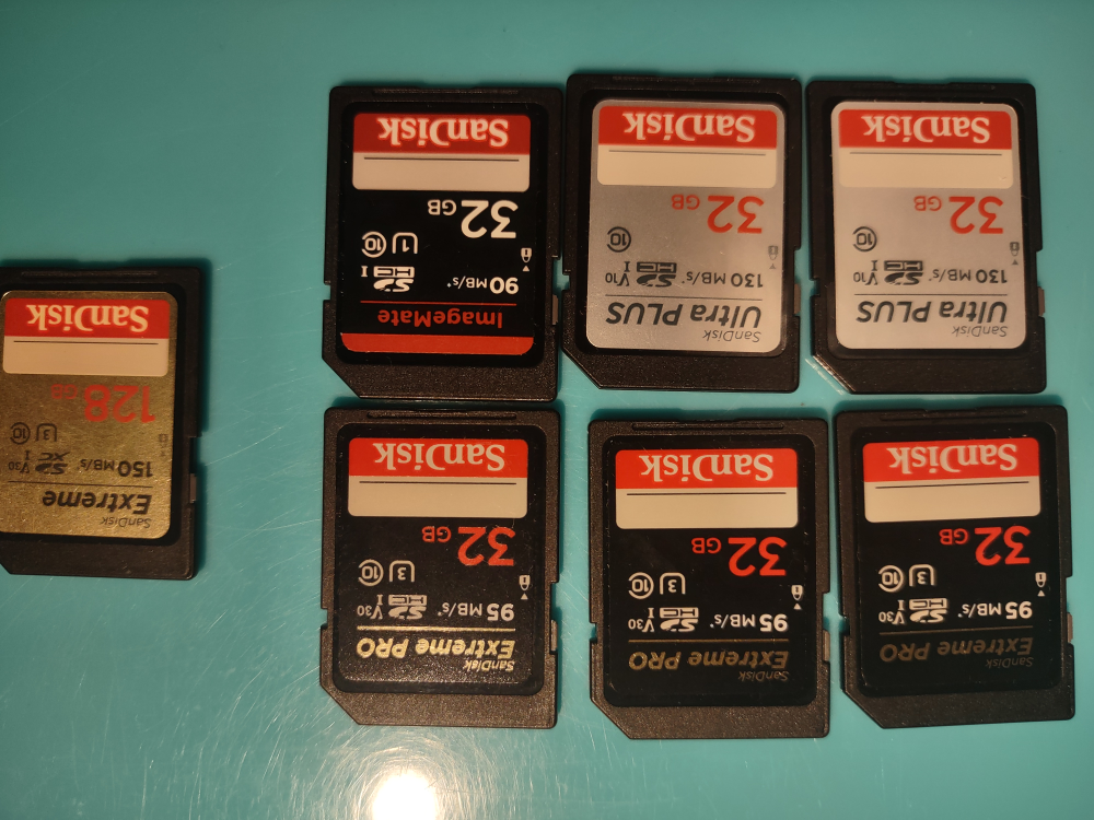 32 GB sd memory cards thumbnail
