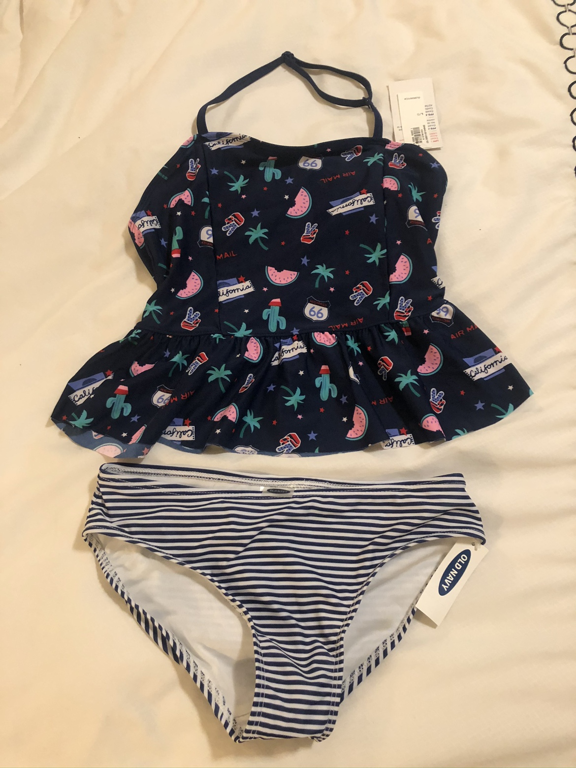 🥕Girls 2 piece fruit tankini swim wear set - 10-12  NWT image indicator(5)