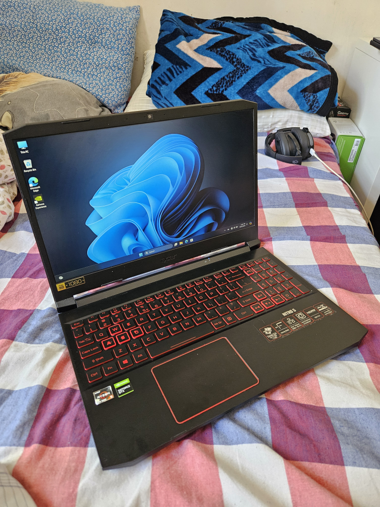 Acer nitro 5 gaming laptop - photo 2