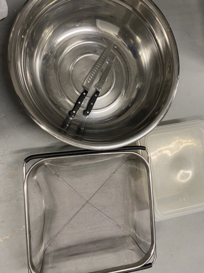 Stainless steel bowl thumbnail