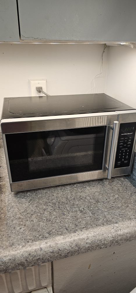 Hamilton Beach 0.7 cu.ft. Stainless Steel Microwav thumbnail