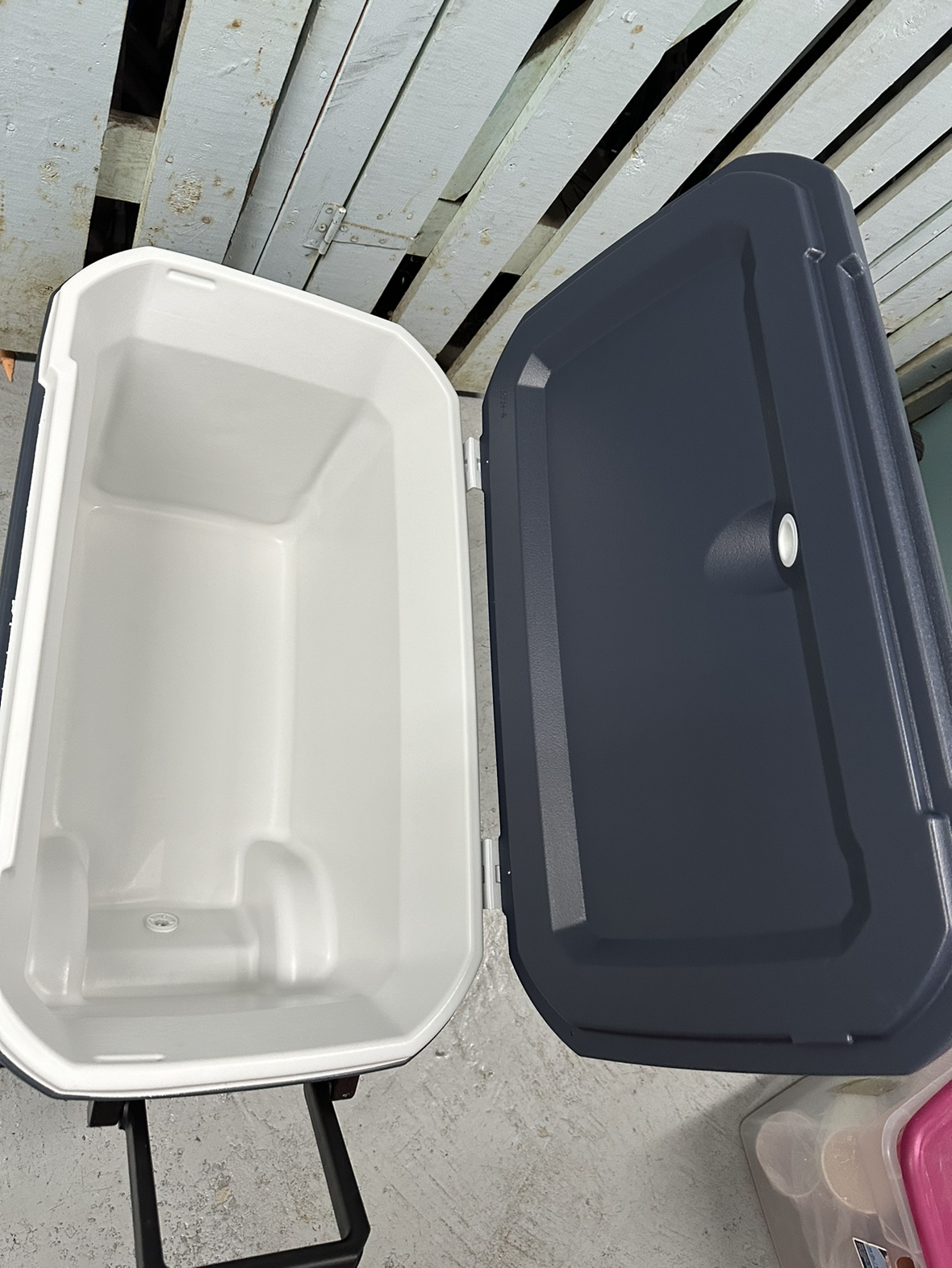 Wheeled cooler - photo 2
