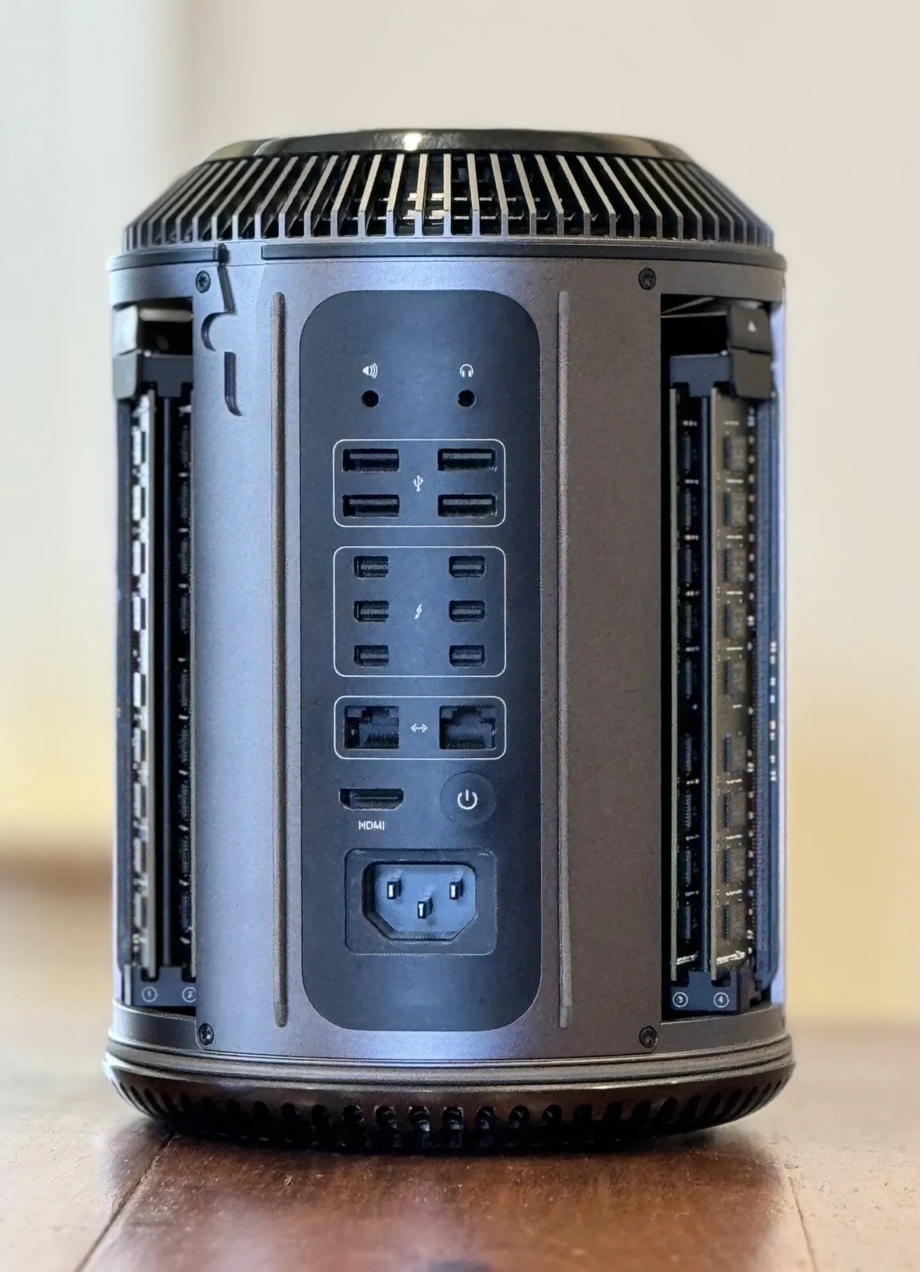 Mac pro for sale with led new LG *urjent* - photo 5