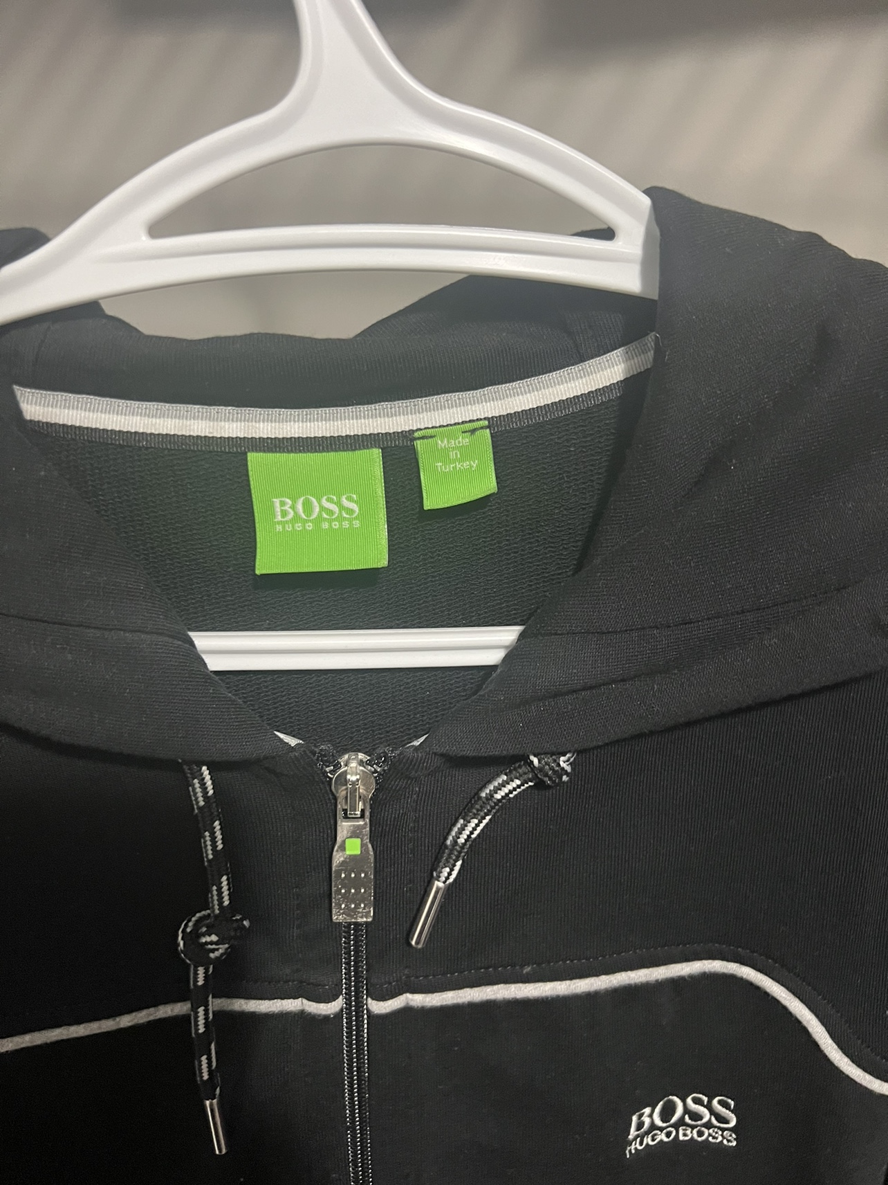 Hugo Boss zipp up sweater in excellent condition - photo 2