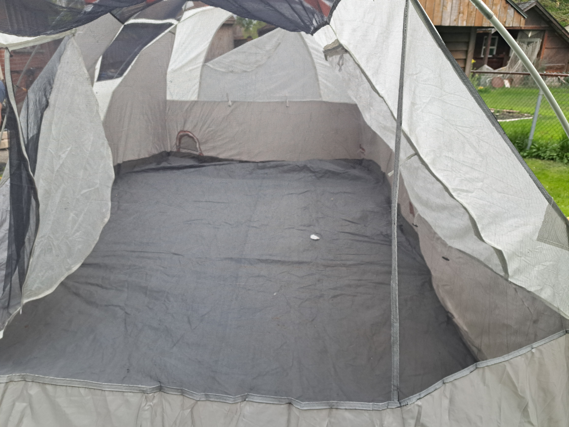 8 person tent - photo 4