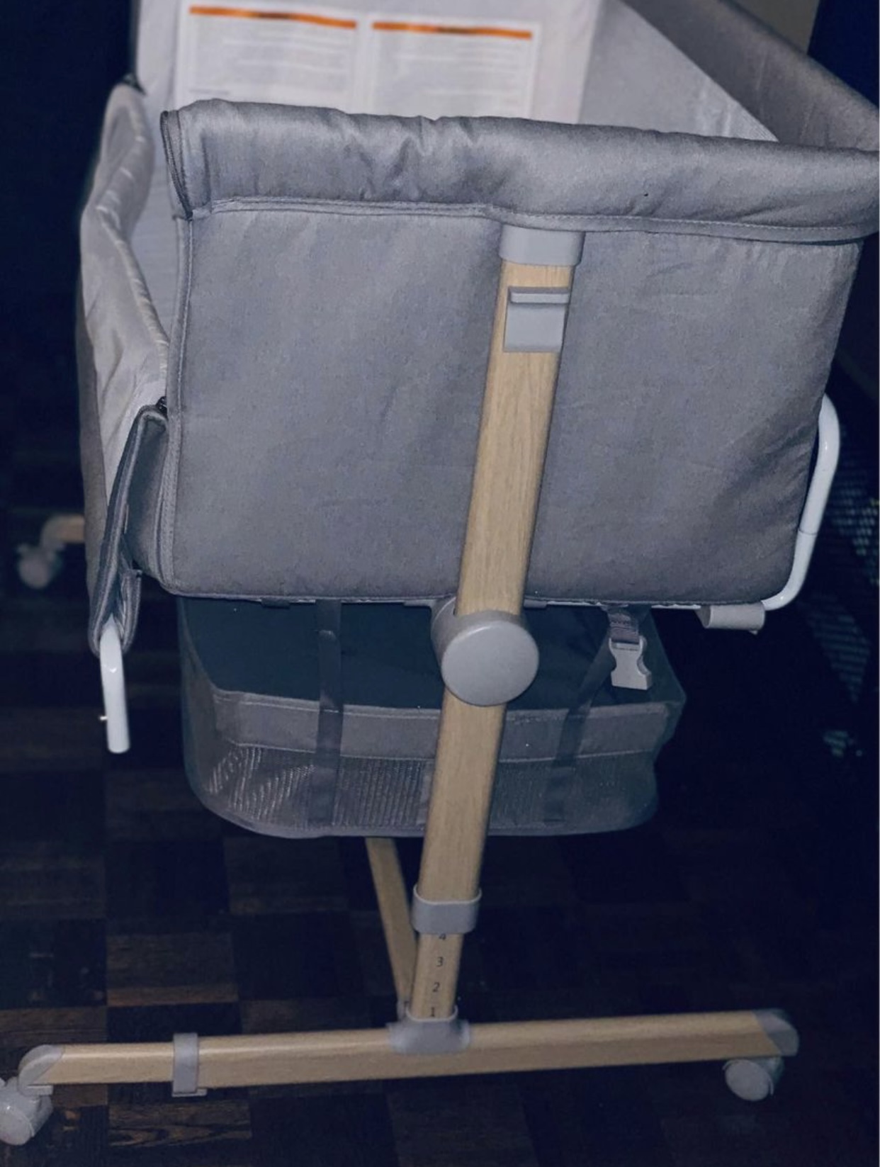 Besrey Baby Bassinet Bedside Sleeper image indicator(4)