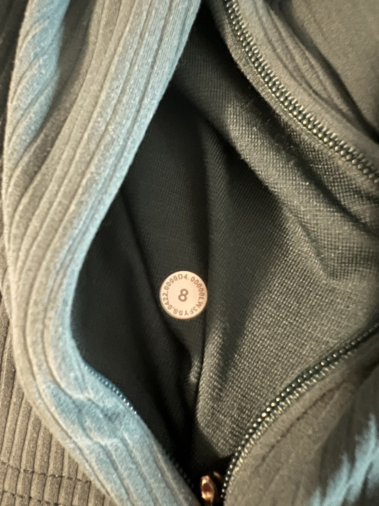 Lululemon Ribbed Nulu Cropped Define Jacket - size 8 image indicator(3)