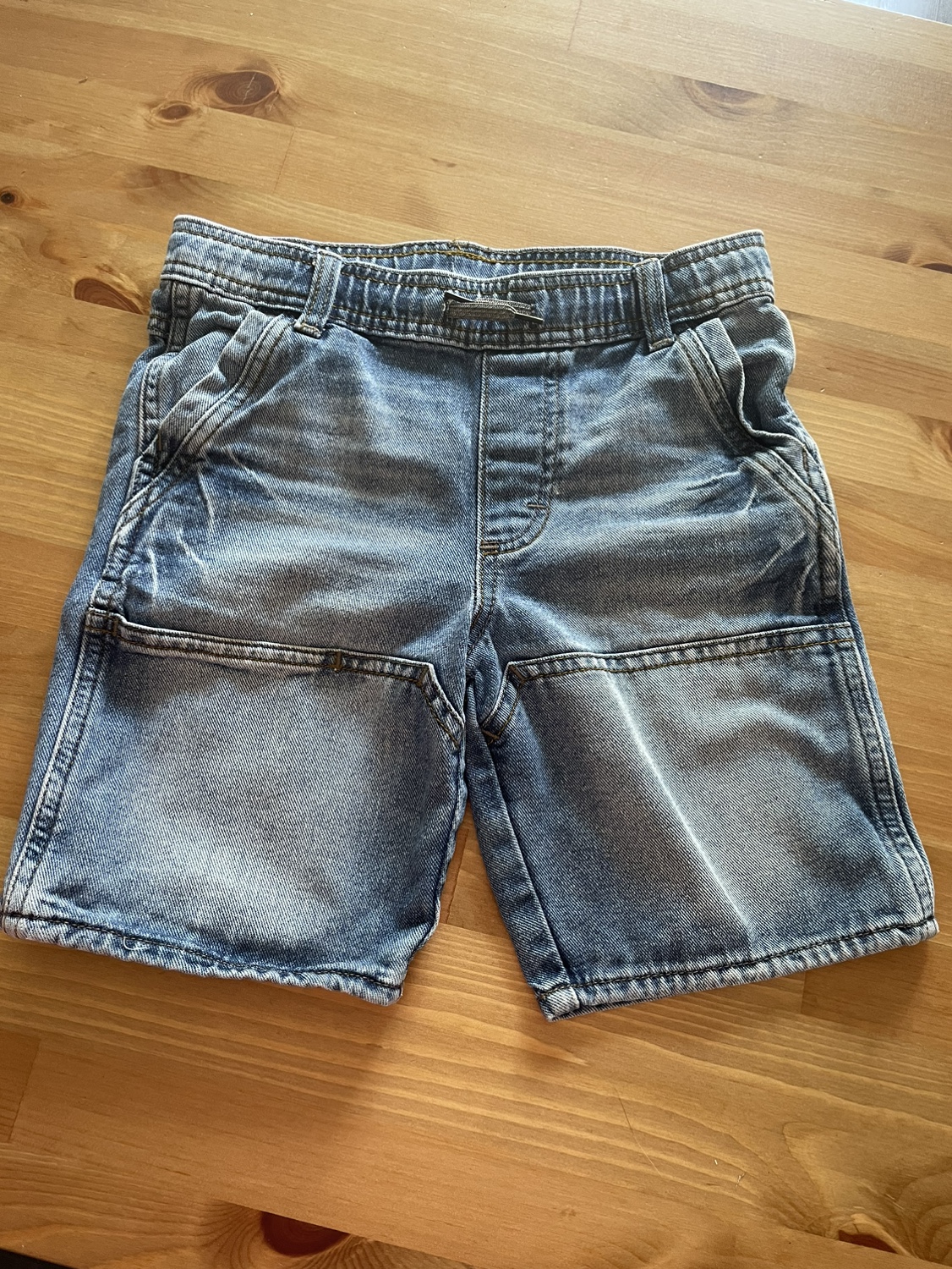 Wrangler Jean shorts. Size 6