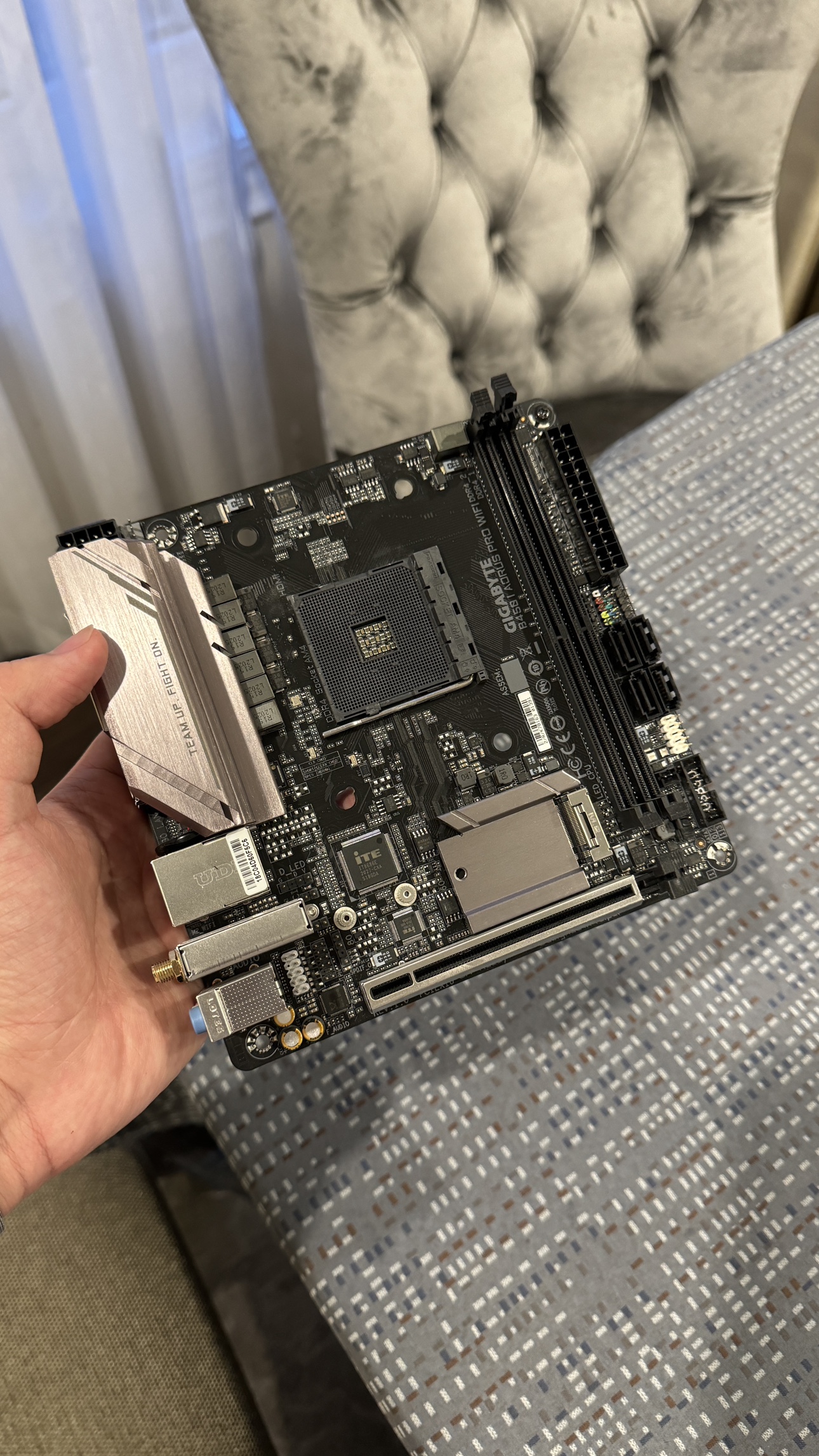 Gigabyte Aorus B450I Pro Wifi