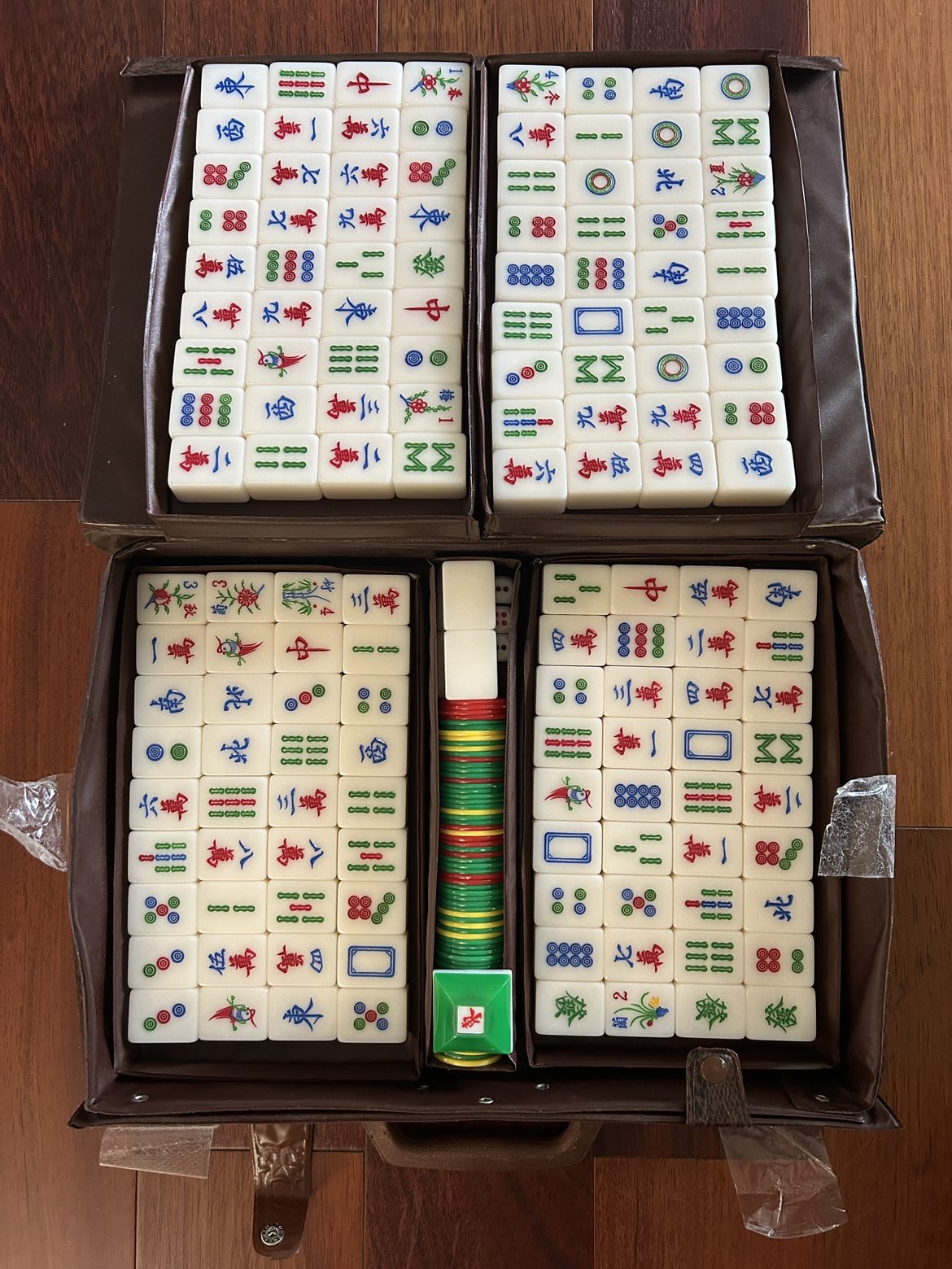 Mahjong set thumbnail