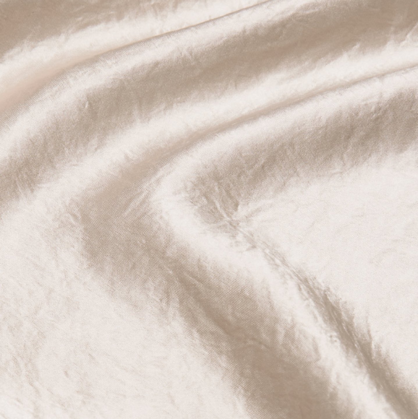 Aritzia | Slip Skirt image indicator(3)