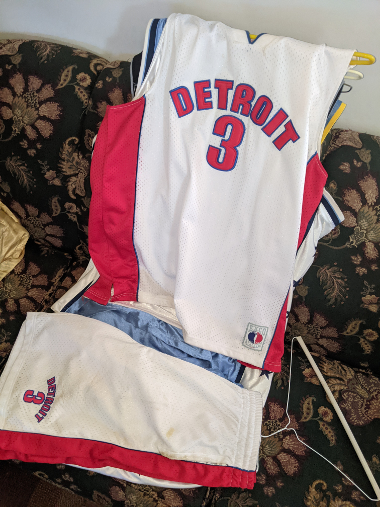 Basket Ball Jersey & Shorts Combo (SUMMER SALE) 🥕 image indicator(4)